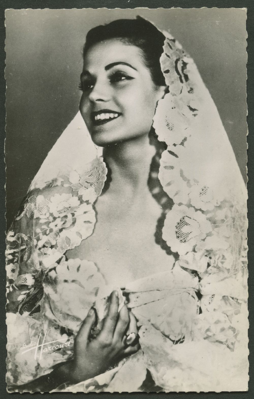 (image for) Carmen Sevilla #0001